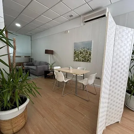 Grupo Limcotel Al-nasir Centro Apartment *